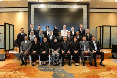 Sesi Bergambar YAA Tun Tengku Maimun dan peserta Kursus