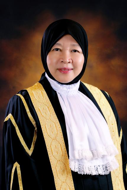 YAA Datuk Hajjah Azizah binti Haji Nawawi