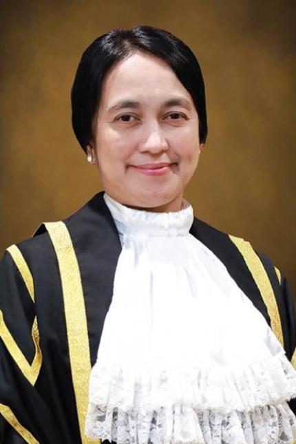 YA Puan Maslinda @ Linda Binti Mohd Ainal